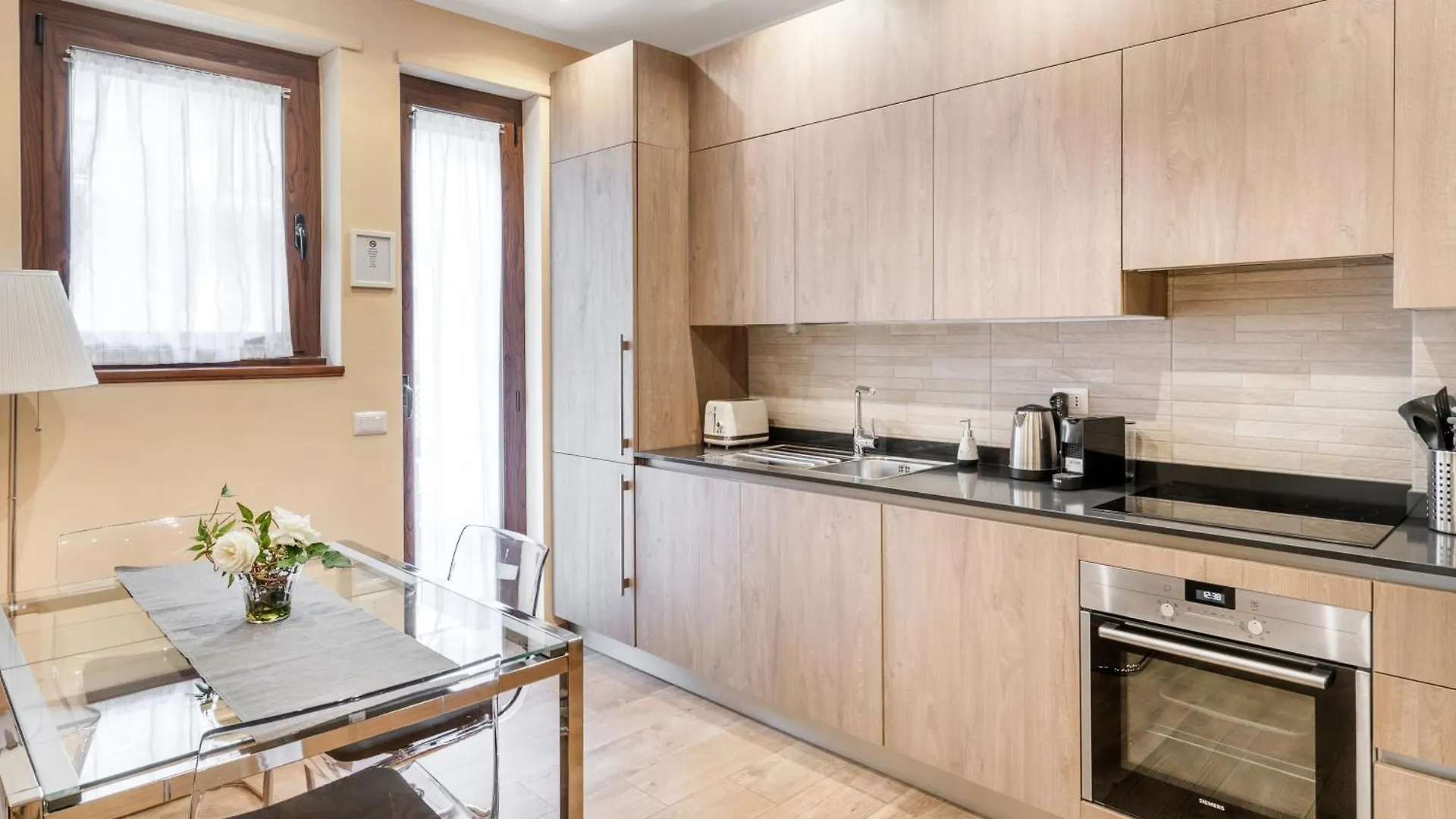Roman Dream II Apartment